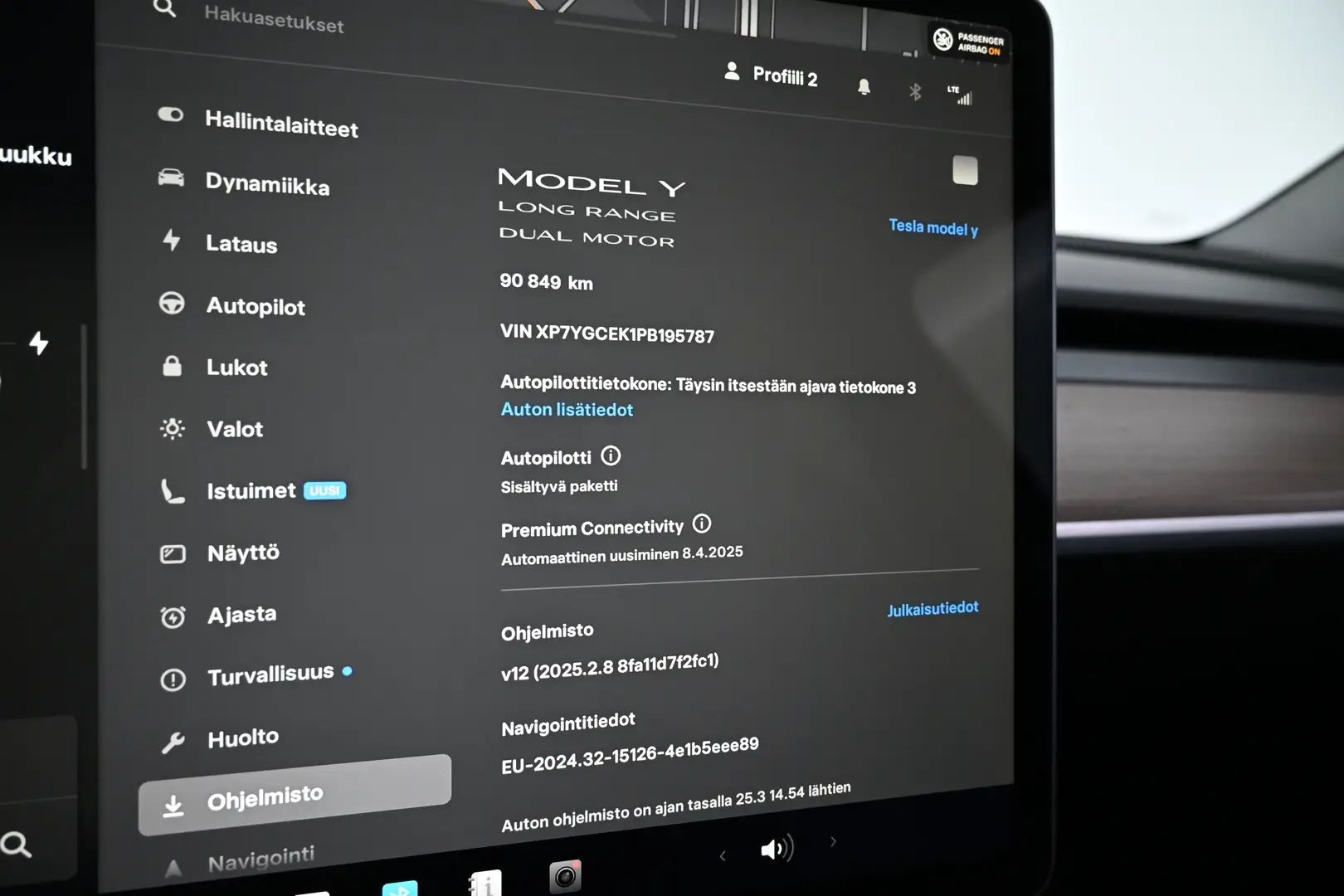 Car Image - 5wMQvMc60y3vtZZdrCBm33