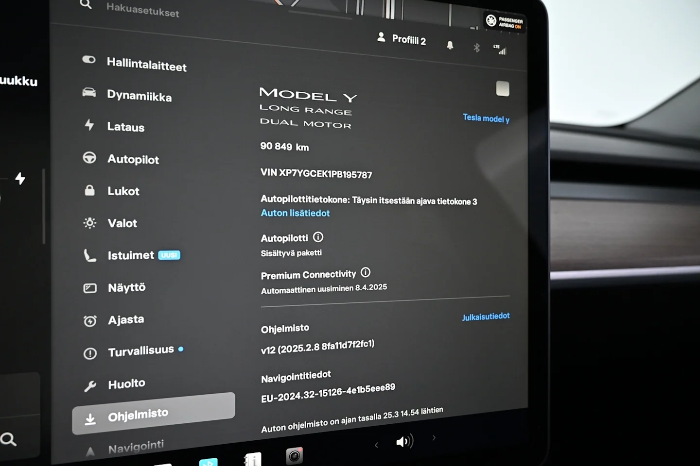Car Image - 5wMQvMc60y3vtZZdrCBm33
