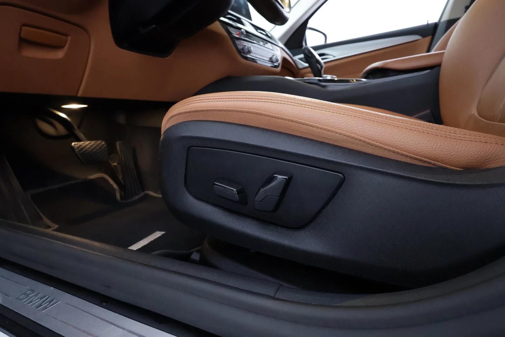 Car Image - 12luCESwpmpAGbAZ0Xt3JU