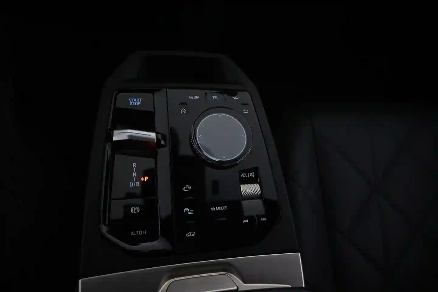 Car Image - 6KGvjyUJIPwCg8erPRx2hh