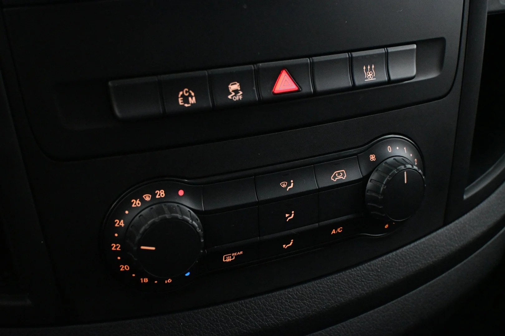 Car Image - qkEwXgpMlo7sDDYPeGCrD