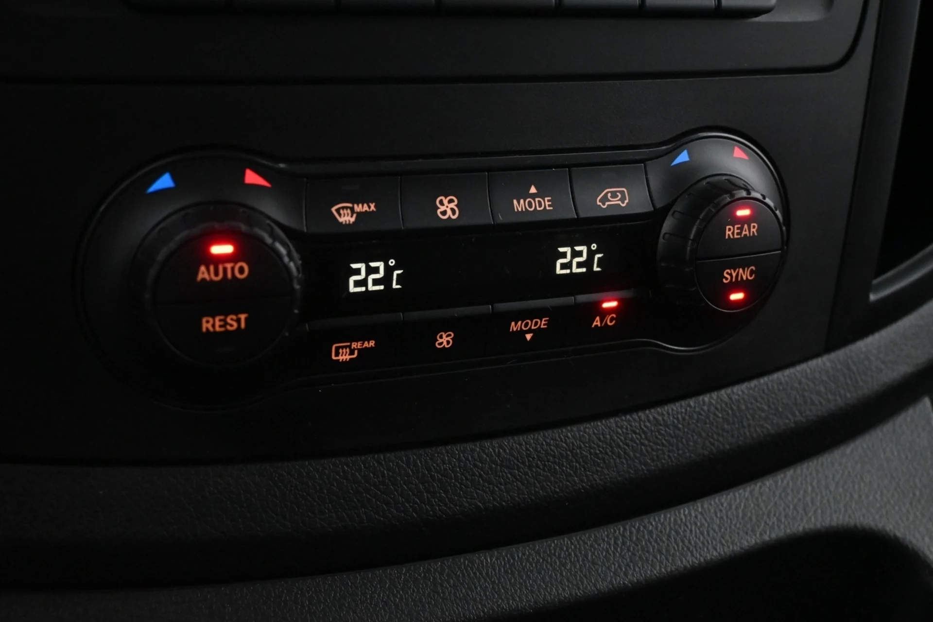 Car Image - 2MbeofKV86Ov2k8qMJU5Tc