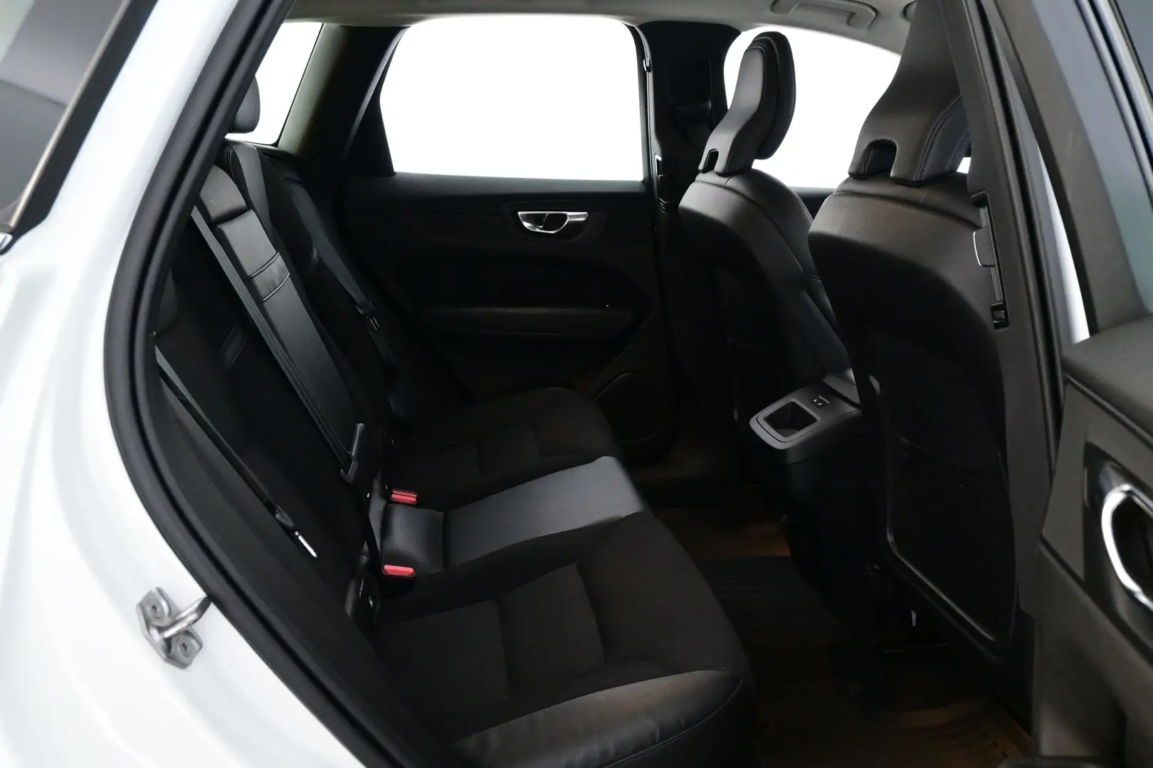Car Image - 3RqW7m4l2ZwpscenQz5JVK
