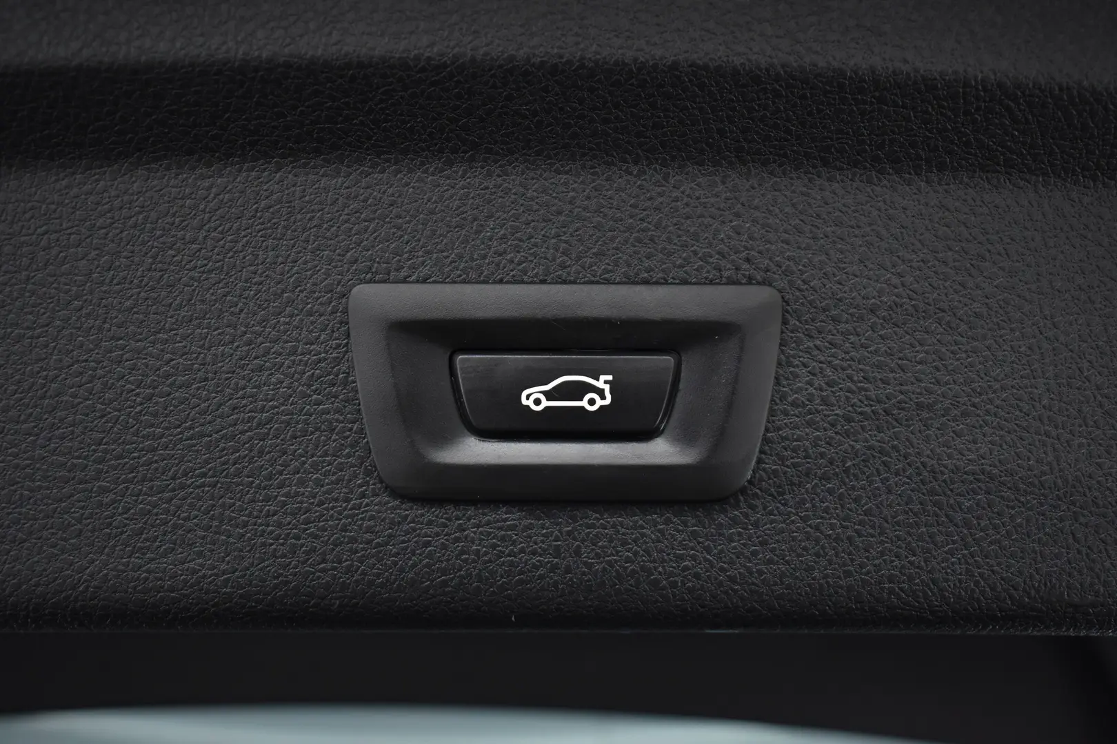 Car Image - 1E5nQKGG1x6grvhHH9x90E