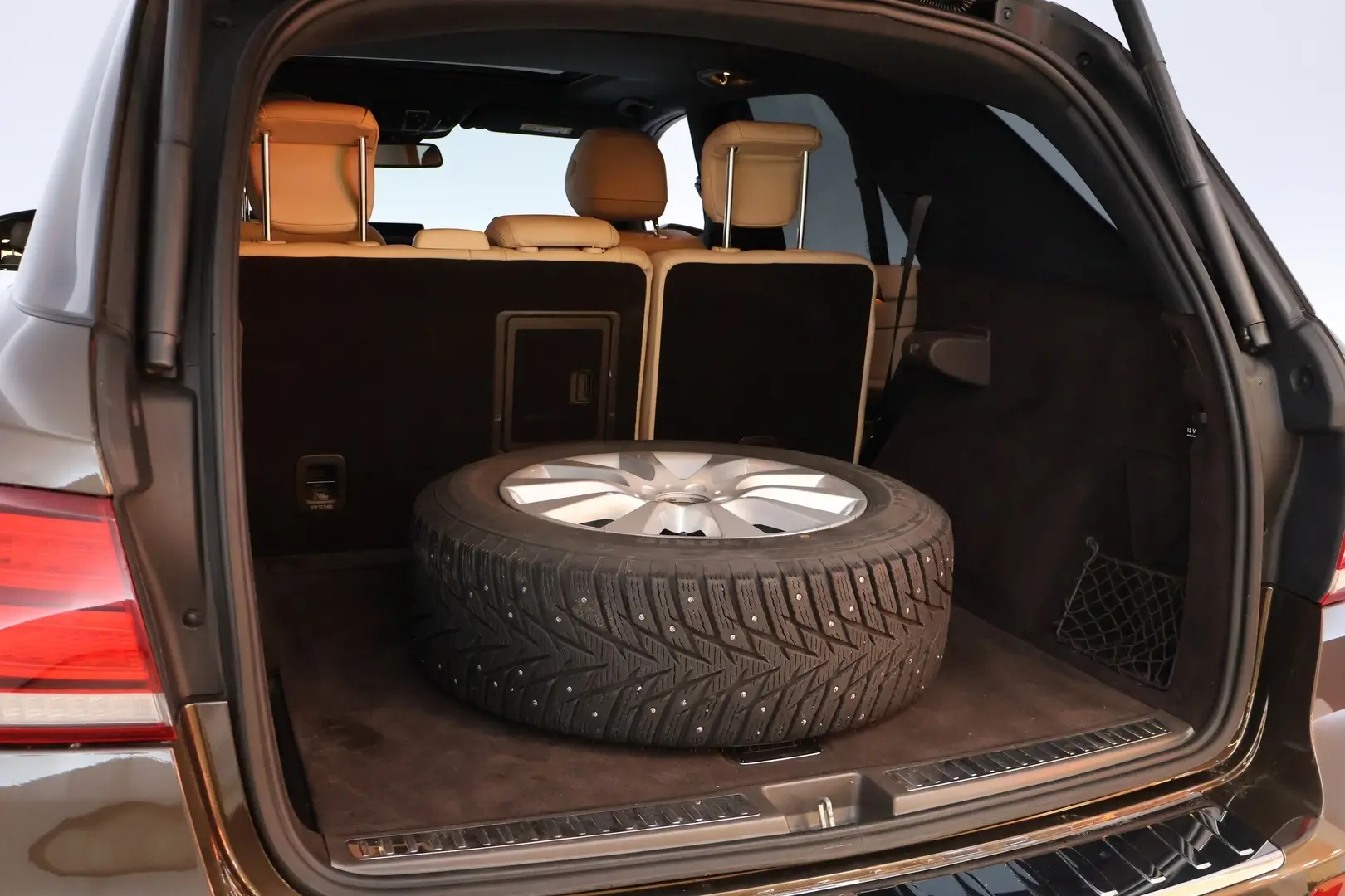Car Image - 720qEPsioSXL3mrOdFWps9