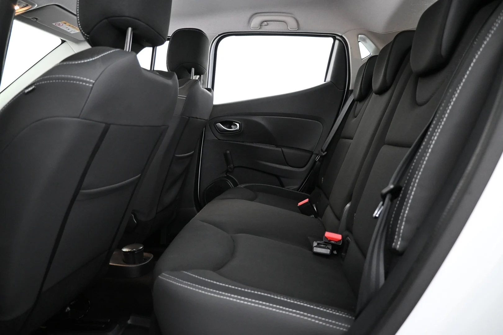 Car Image - 6Y05SVGcsh1BhMNandMOzw