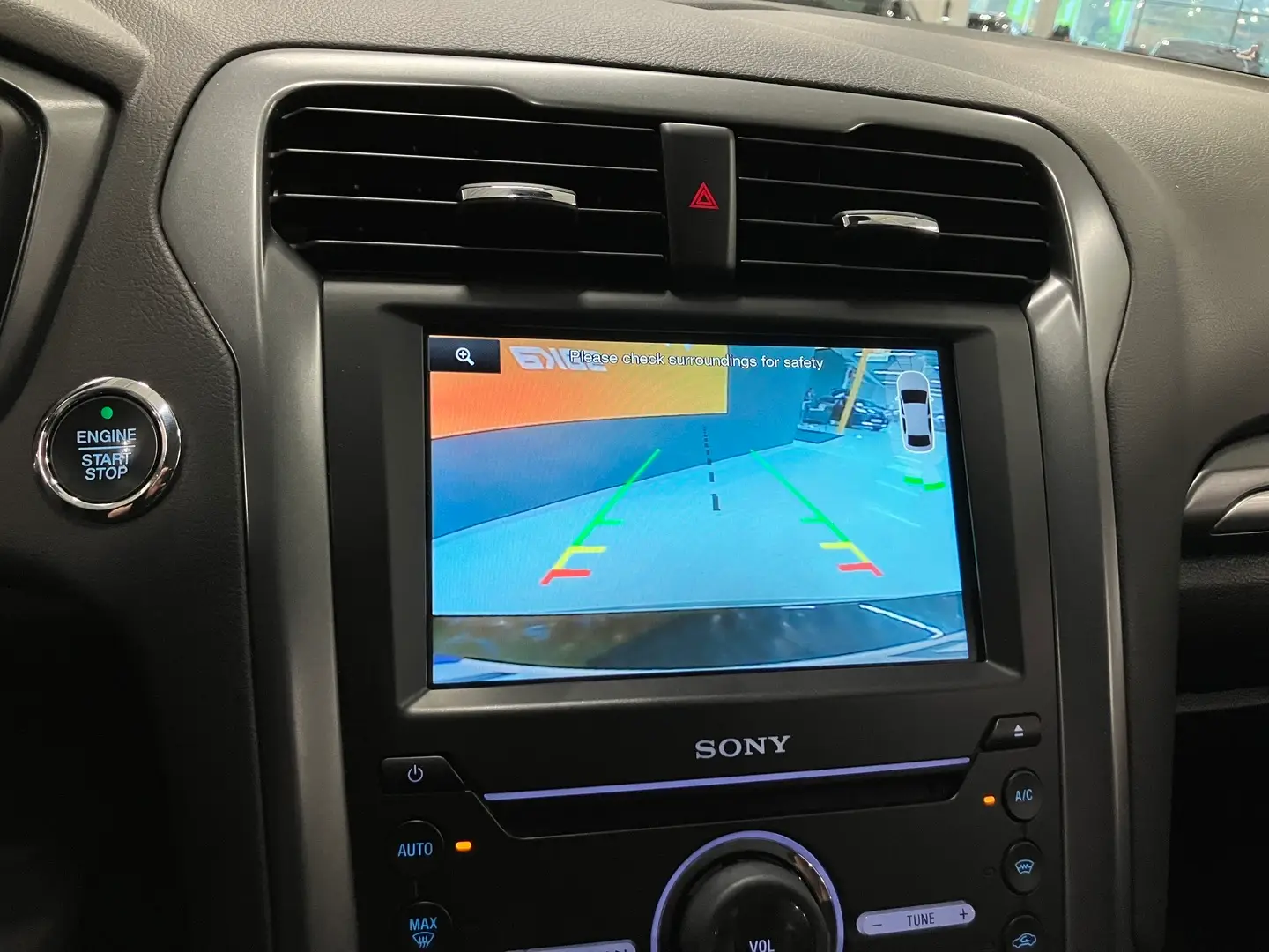 Car Image - 5SWTuTDo1GfECXnL2j6J7x