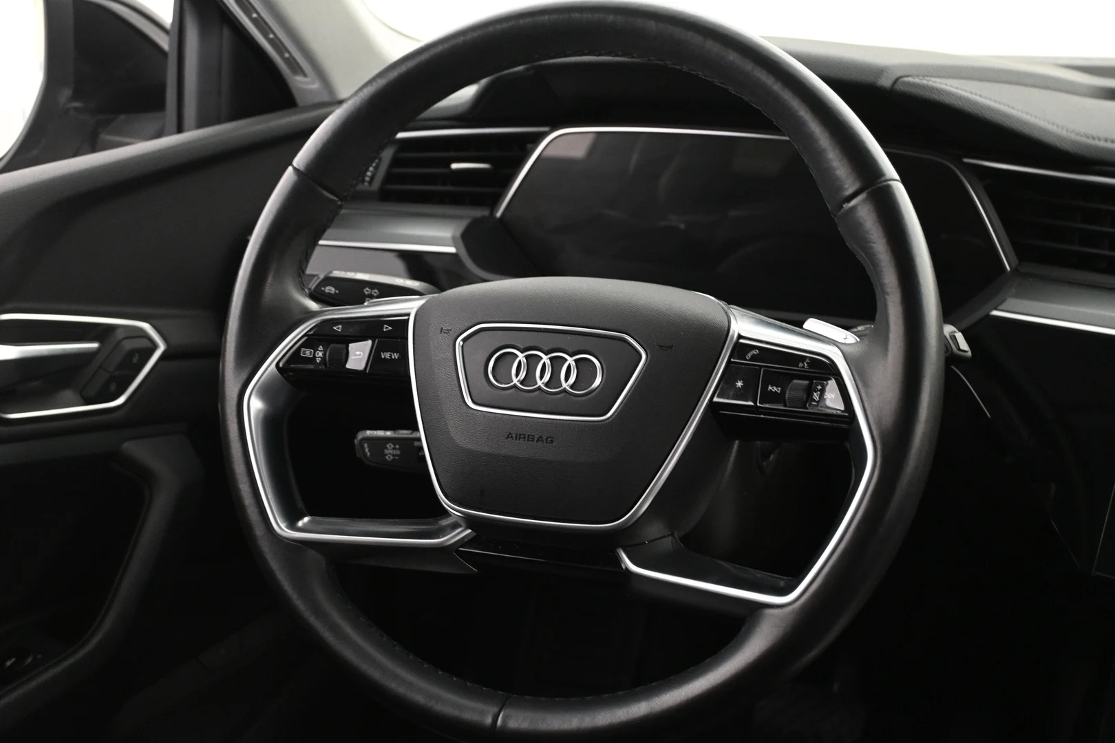 Car Image - 546k7QWMfHoyY9LCmk0hSN