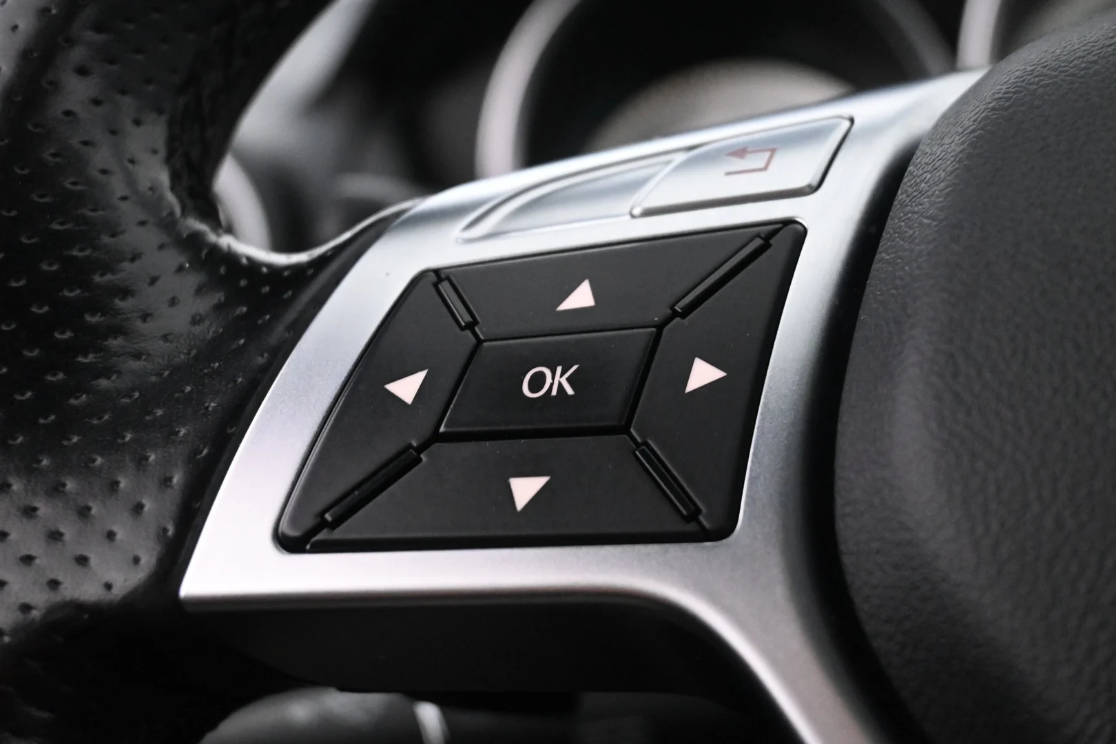 Car Image - 3giqn6cVY6g3cFEG27aydU