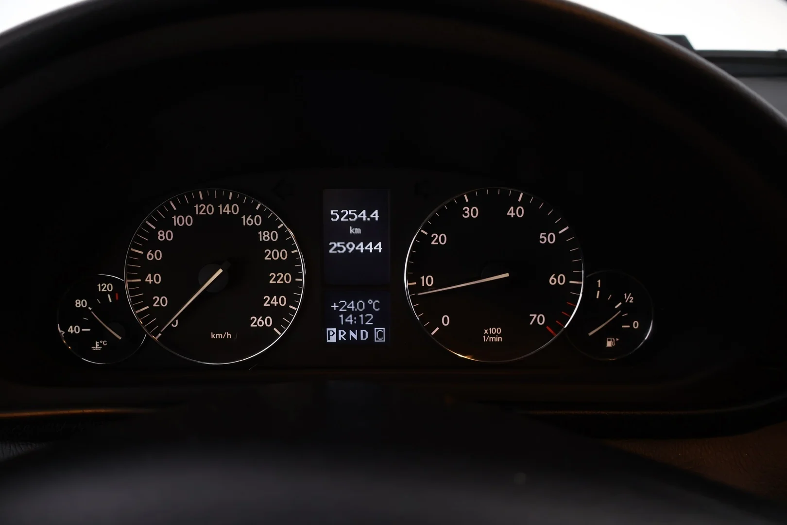 Car Image - 5S2TmLzTJHgTYwSjNiIb3d