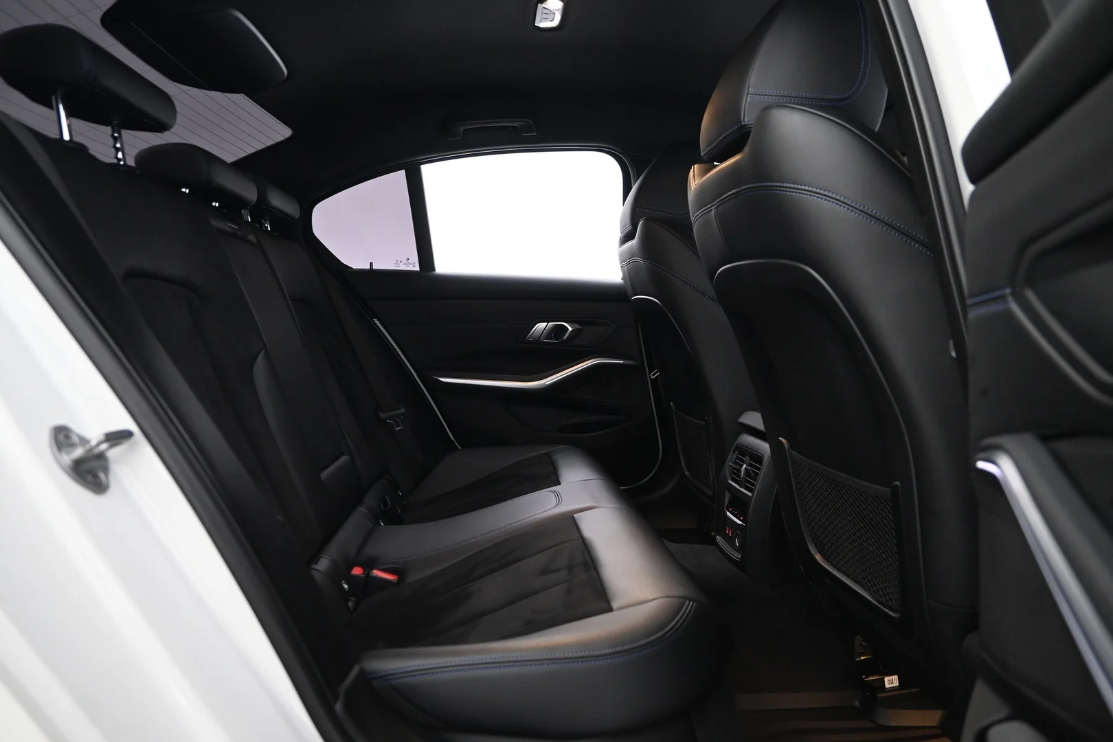 Car Image - 7shqLvNQvxWlOBBPrIqXyj