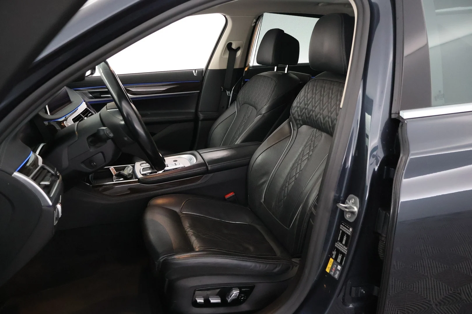 Car Image - 34911T73pRPACXeuoqwuto