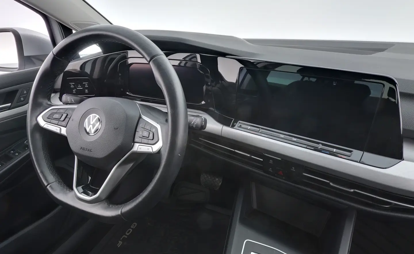 Car Image - 5pmd5VnyFREJ6jNsJHwIBt