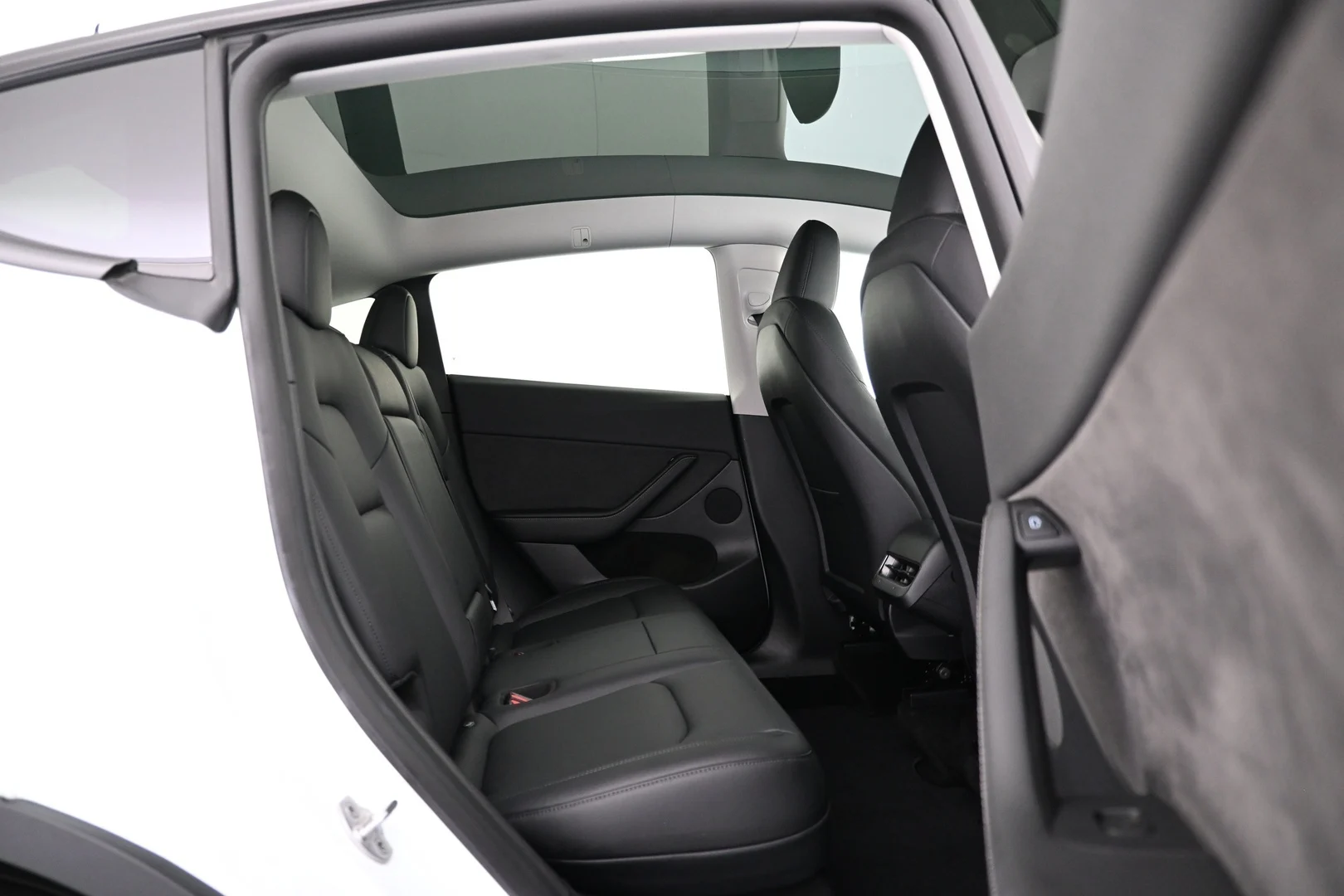 Car Image - 1w6yo282FhmzjWBpDpRyZb