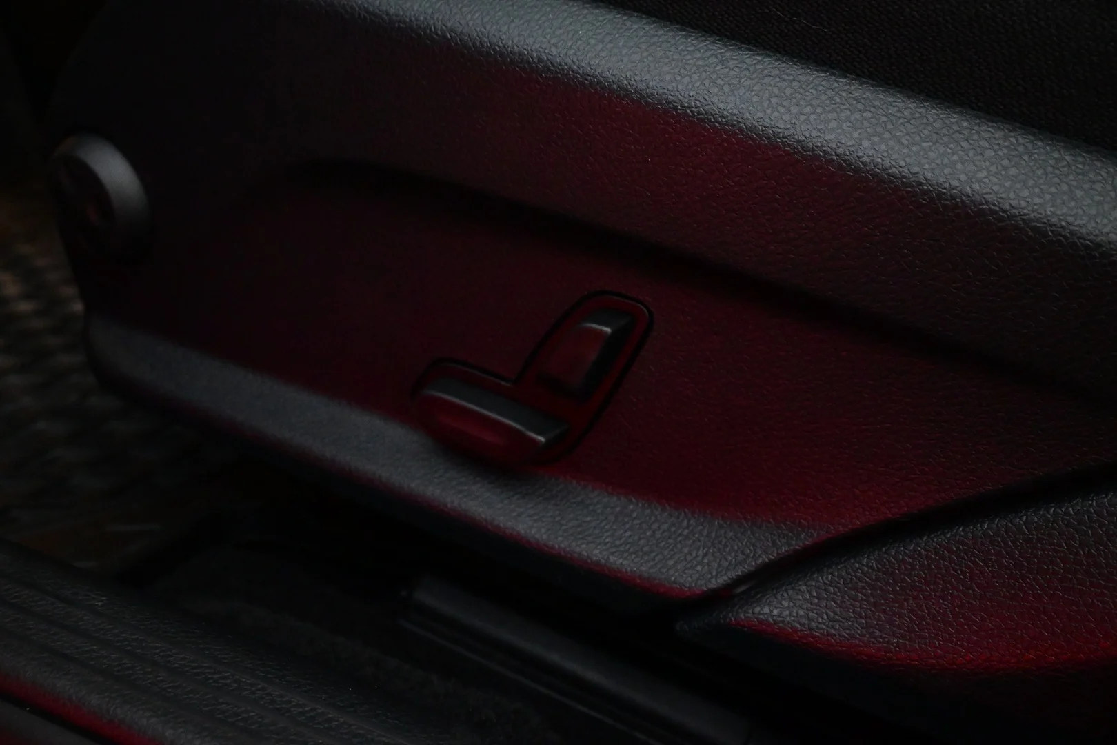 Car Image - 3nijoH3Uyk6cjw05FLzJx4