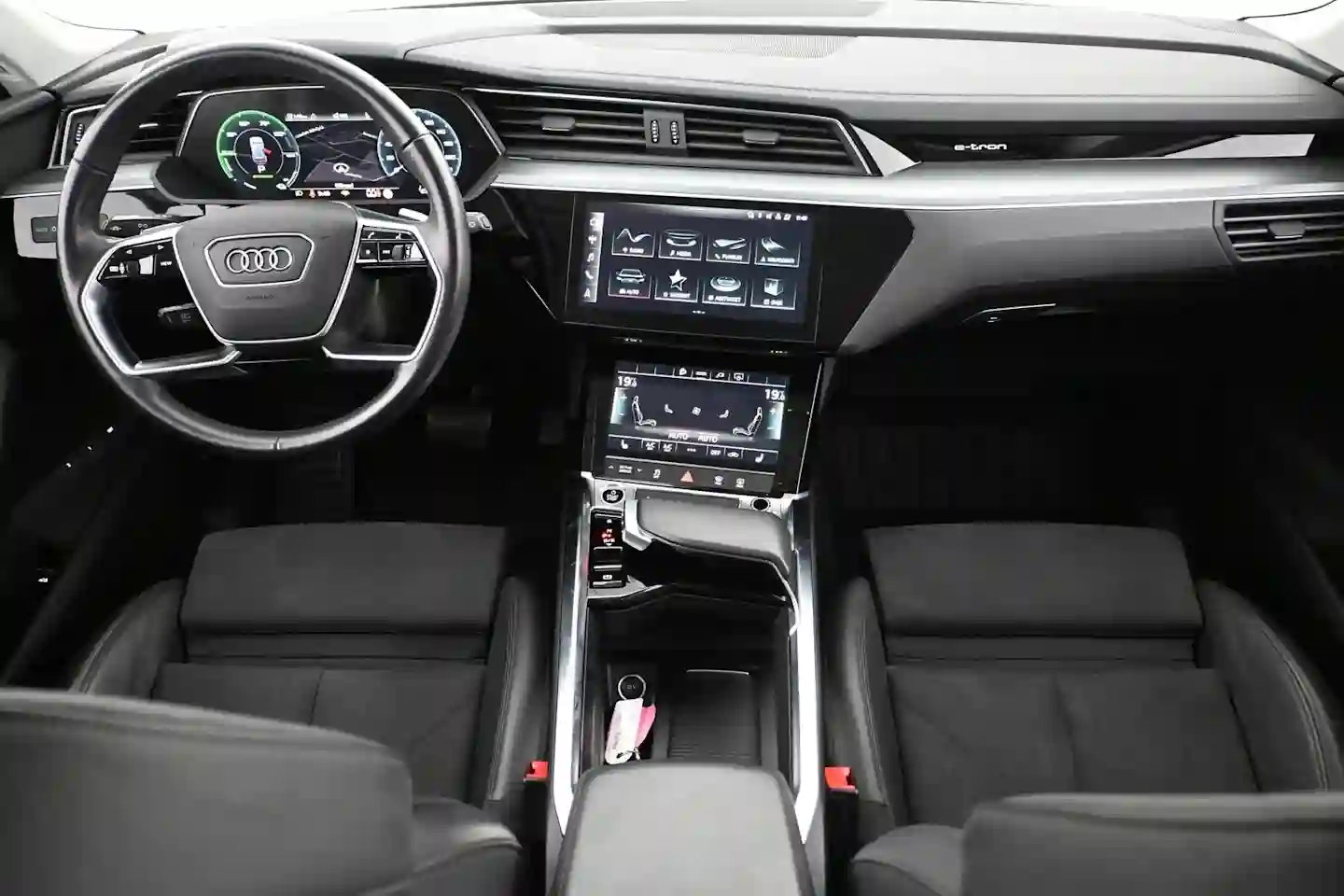 Car Image - 24sD6Bo5vEAe1jEE0vrRfv