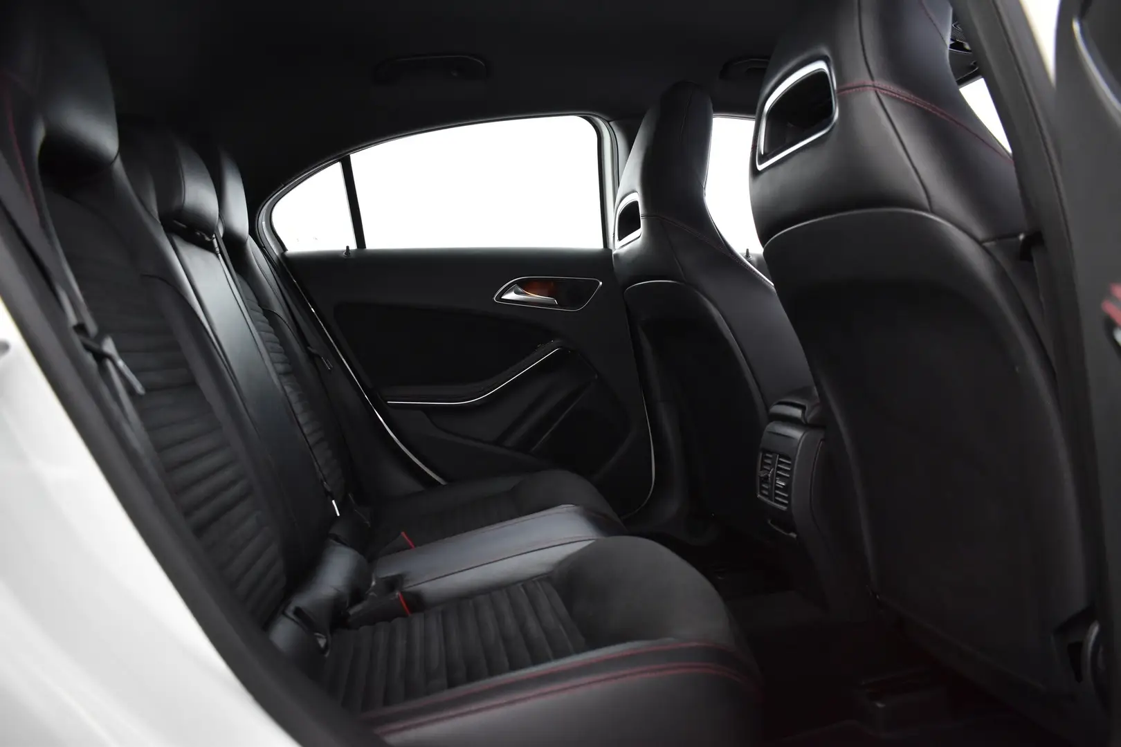Car Image - 5mWBwxLvBokE5qA2UmRNis