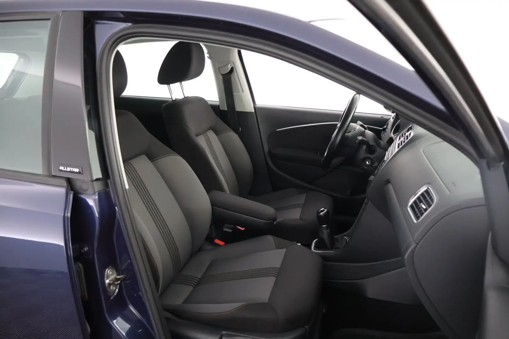 Car Image - 1qZ1jK59Ku1J8vi0pvpgO4