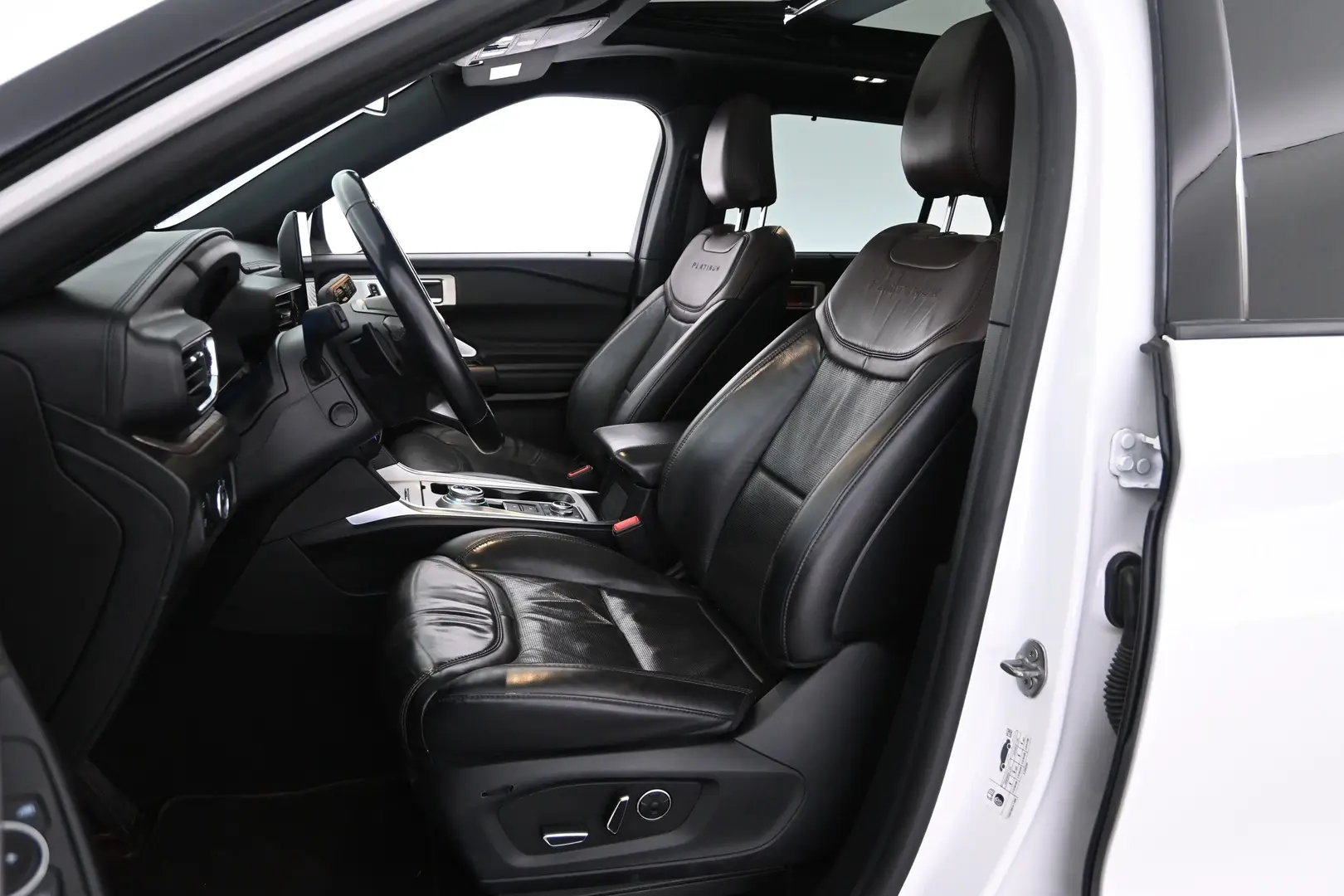 Car Image - 3tUXM4OLHujTWzotbVIg0Y