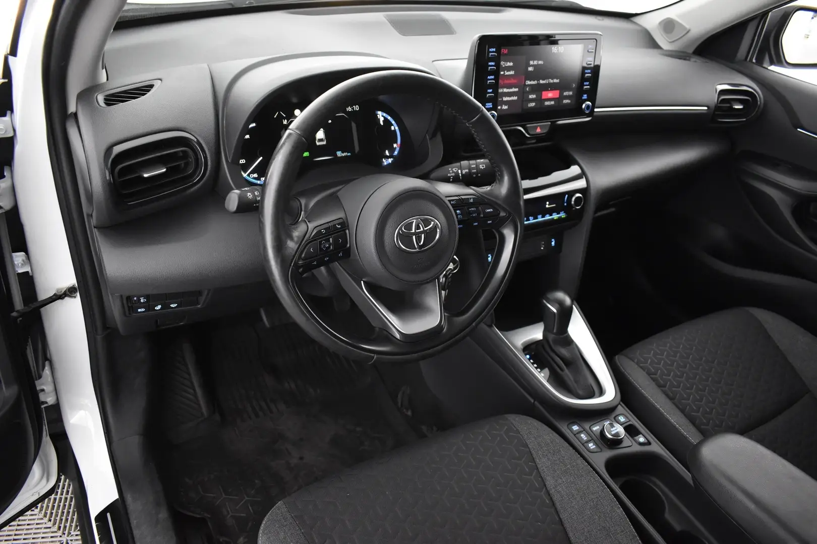 Car Image - 2Kra0h8Cy71aTqLhebFHyX