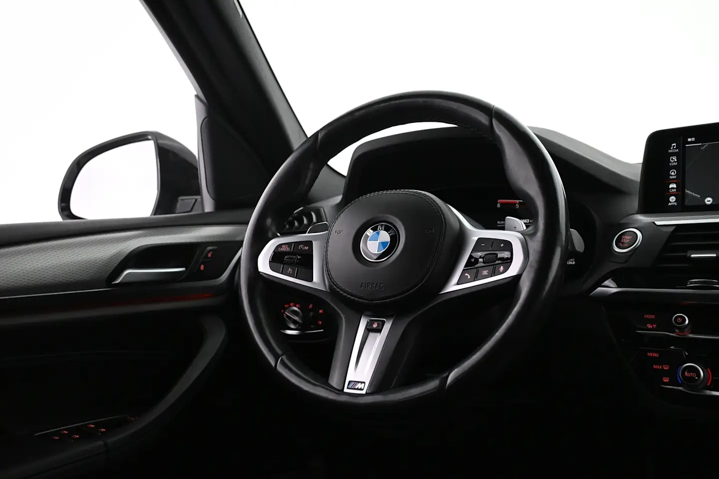 Car Image - 3v7Ro4vZtNZbV4eFfTMxqV