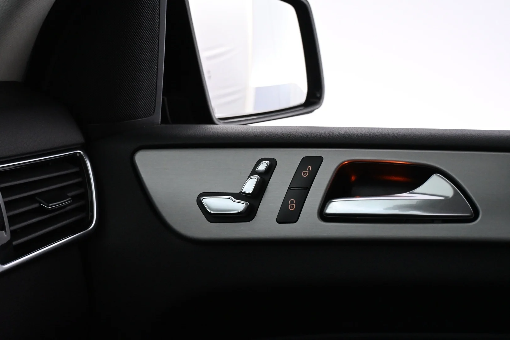 Car Image - 4JqYAssSx9zWqqv90FhY5Y