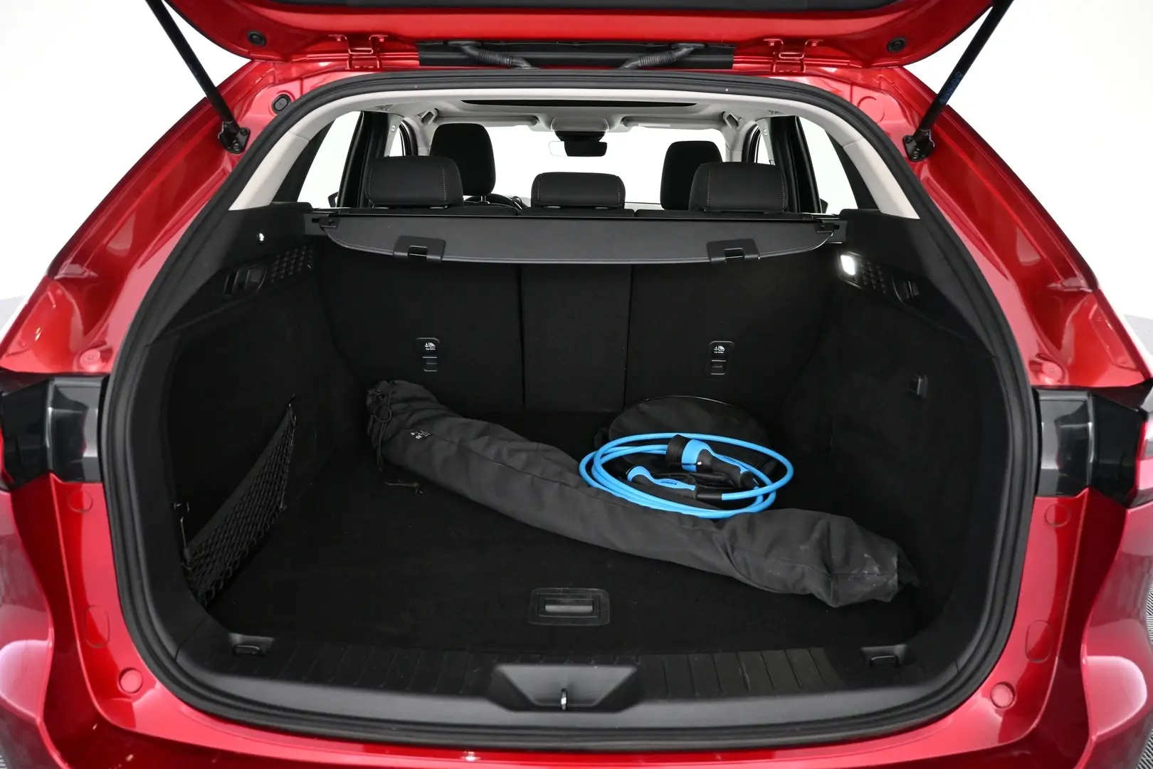 Car Image - 3UELgpT44M04JZ2UYyzvjG