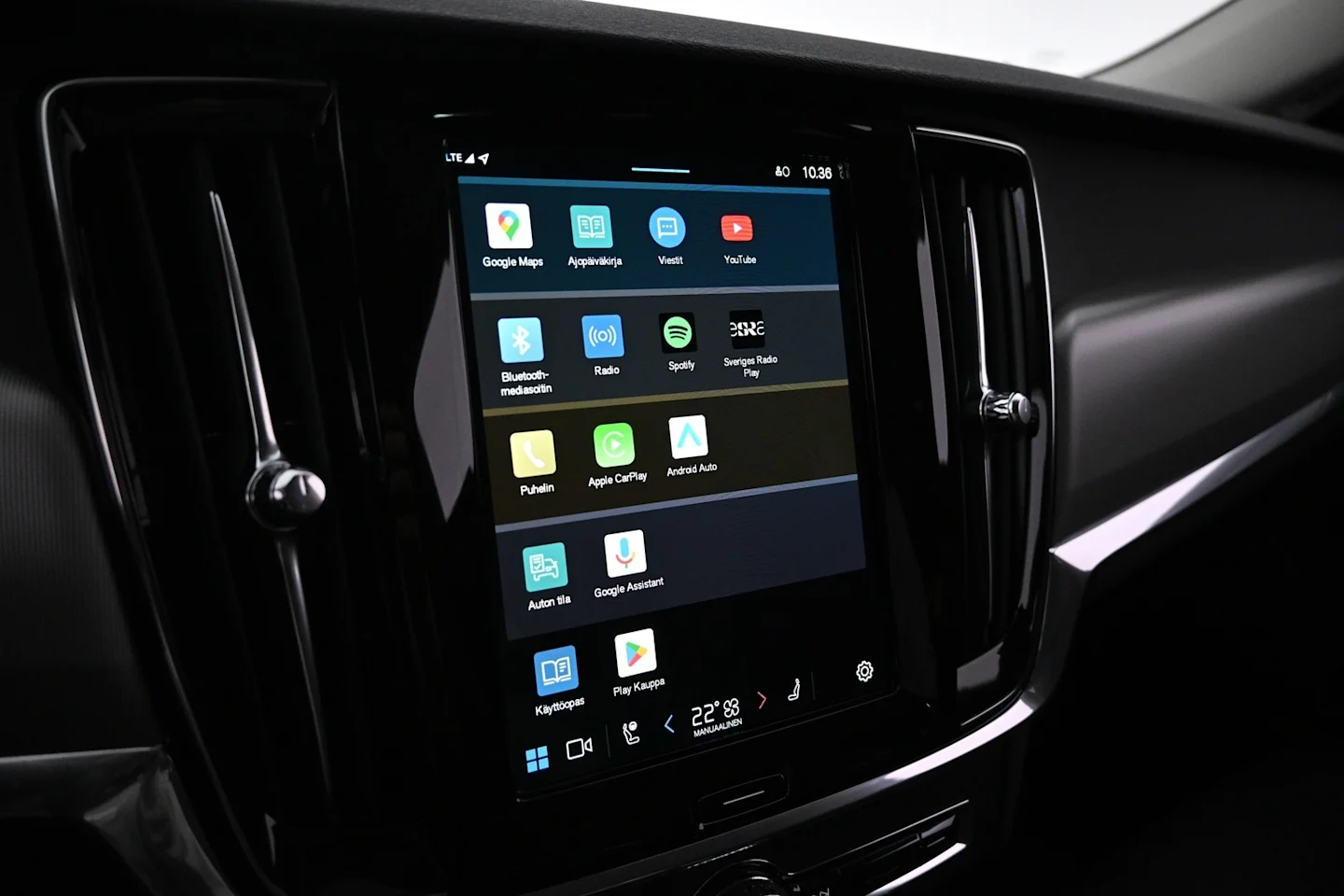 Car Image - CMT5f1eqVrs3em6o6Fxyu