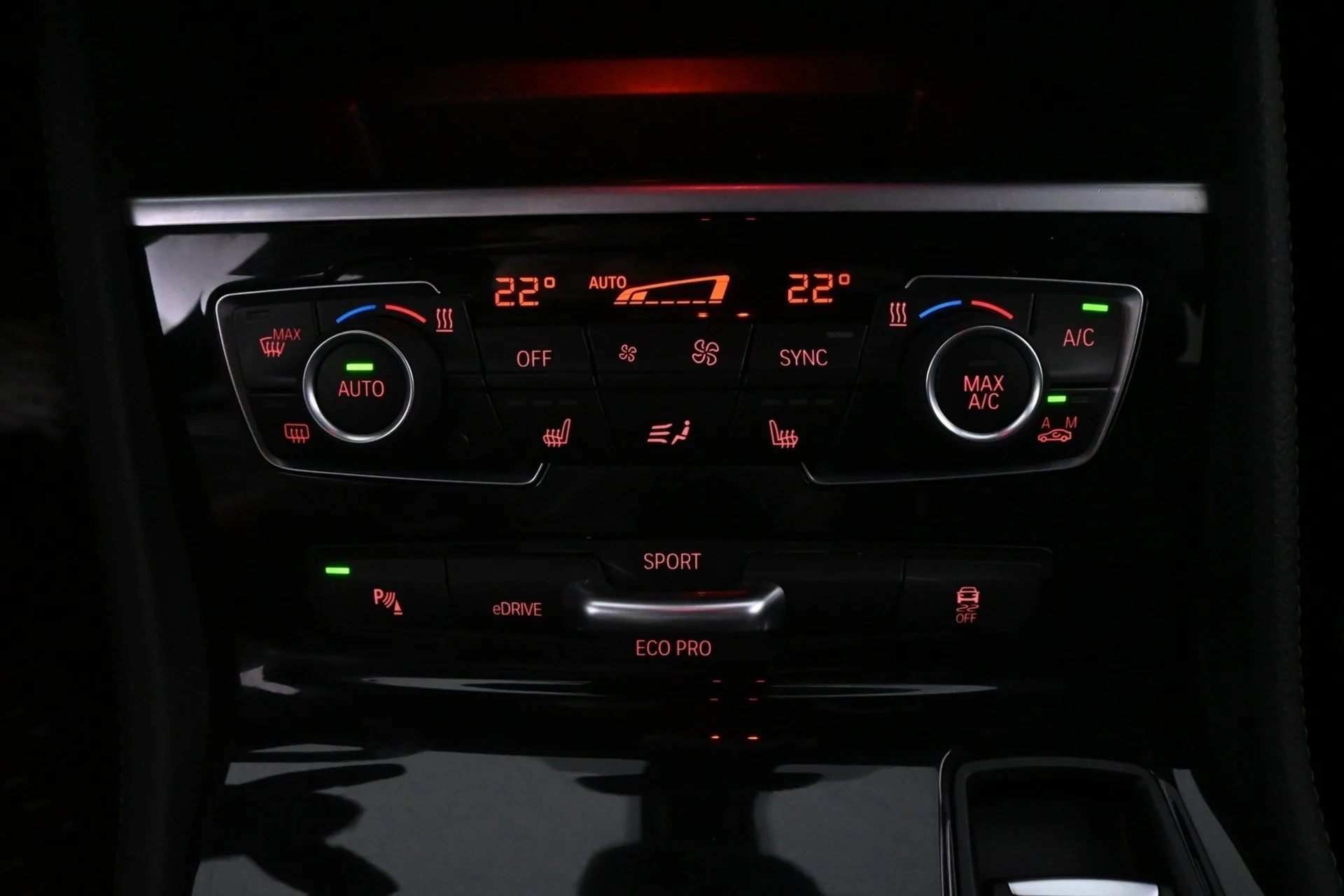 Car Image - fIZ03KGN7Mu4uGEDF4Ukw