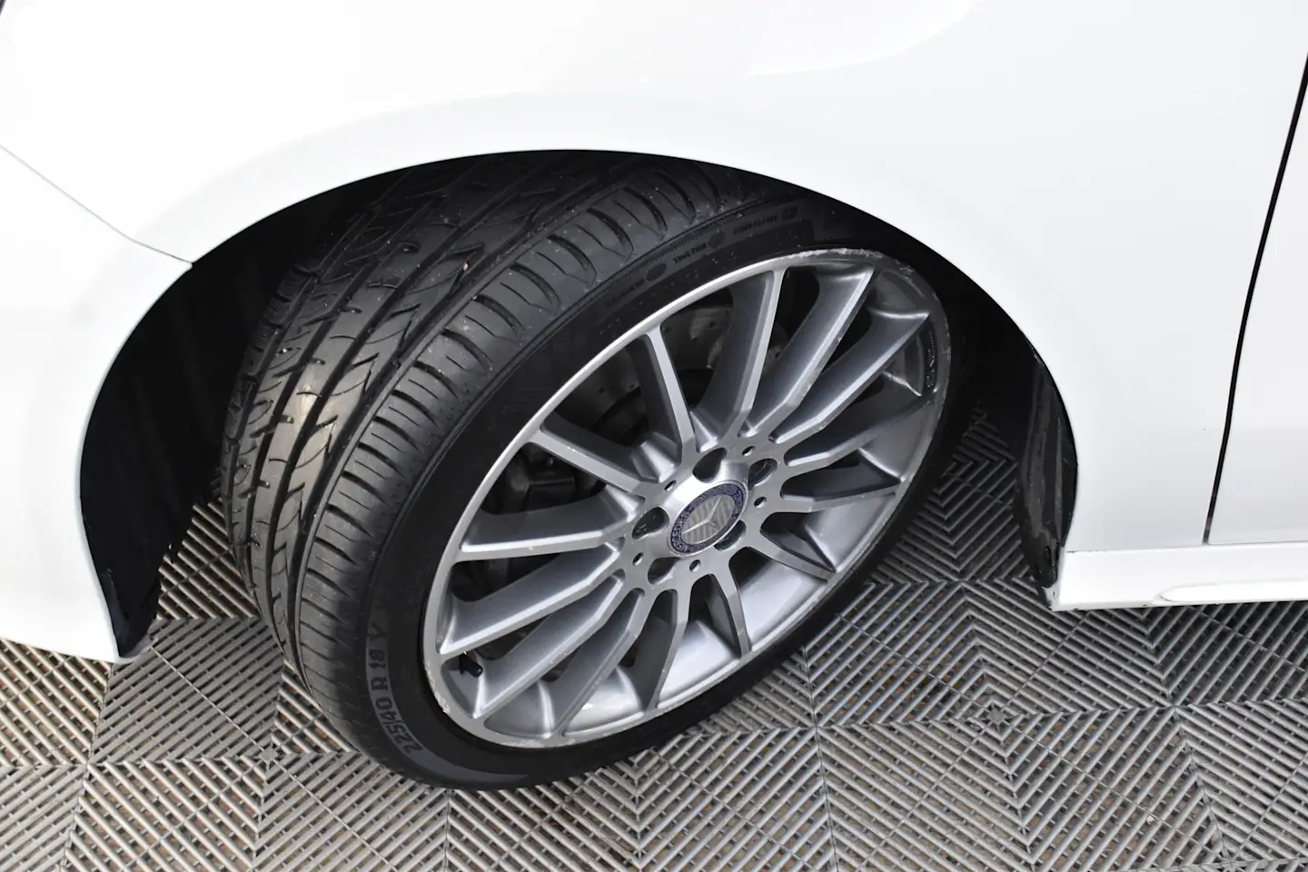 Car Image - 5mWBwxLvBokE5qA2UmRNis