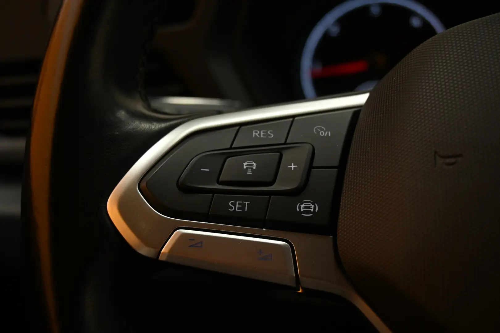 Car Image - 7JLqMT3CxUs07nYkjndDWn