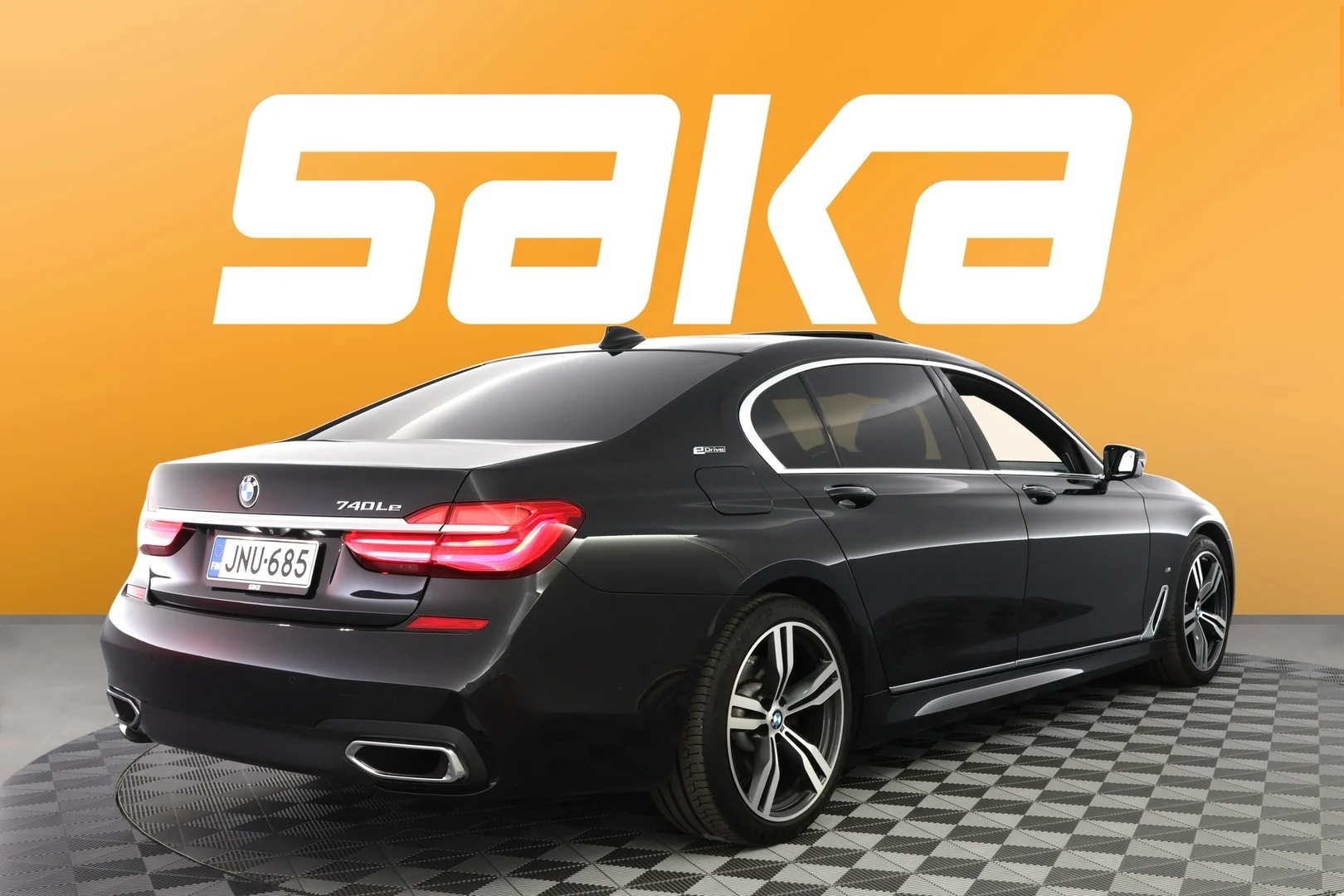 Car Image - liVEyLGqy73B1bmfjZ2No