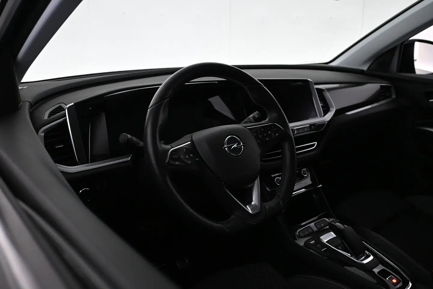 Car Image - 1SkgHUEdhTN6gOYiNodWLm