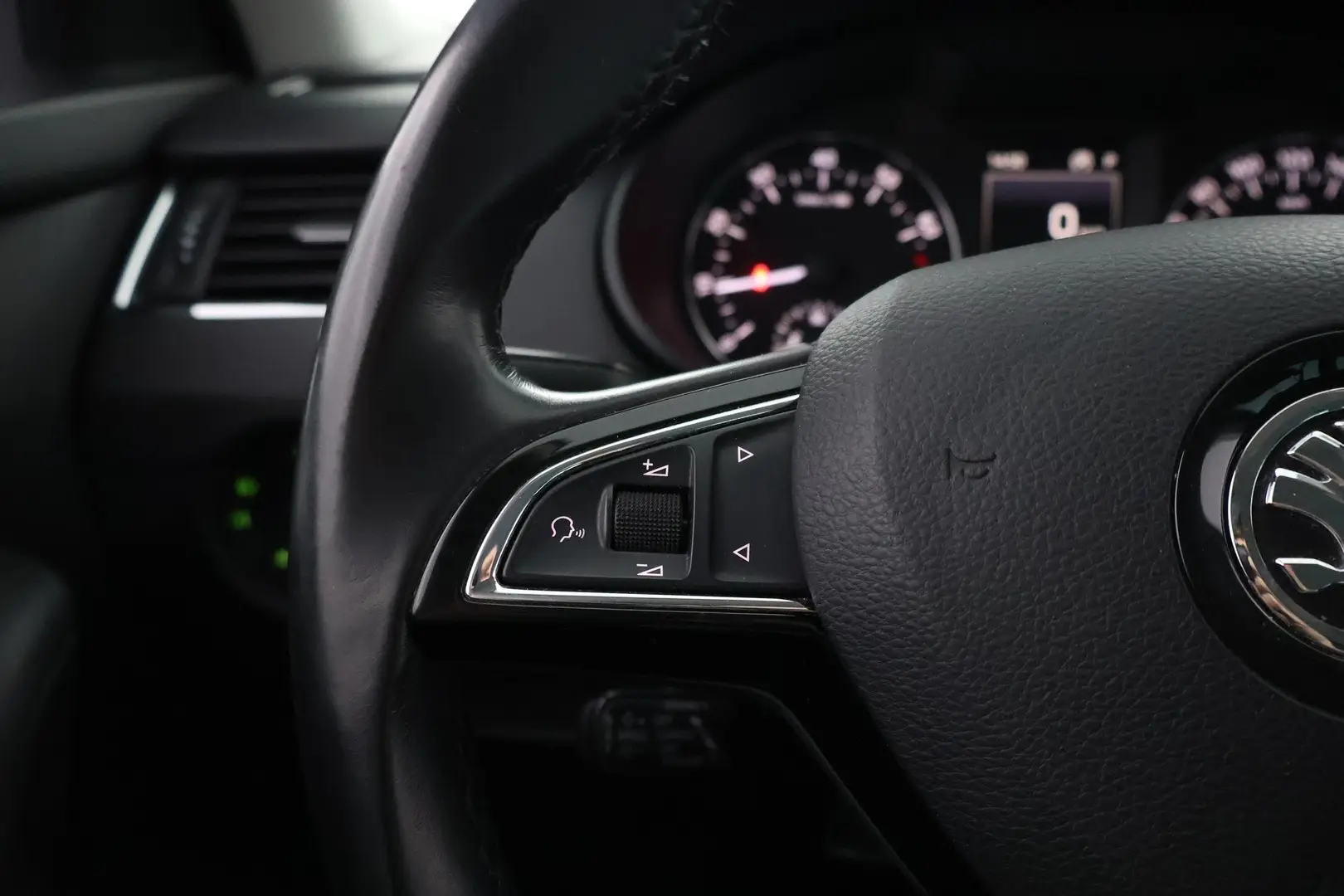 Car Image - 7lvVdkC07KkZ9sUmuseCSF
