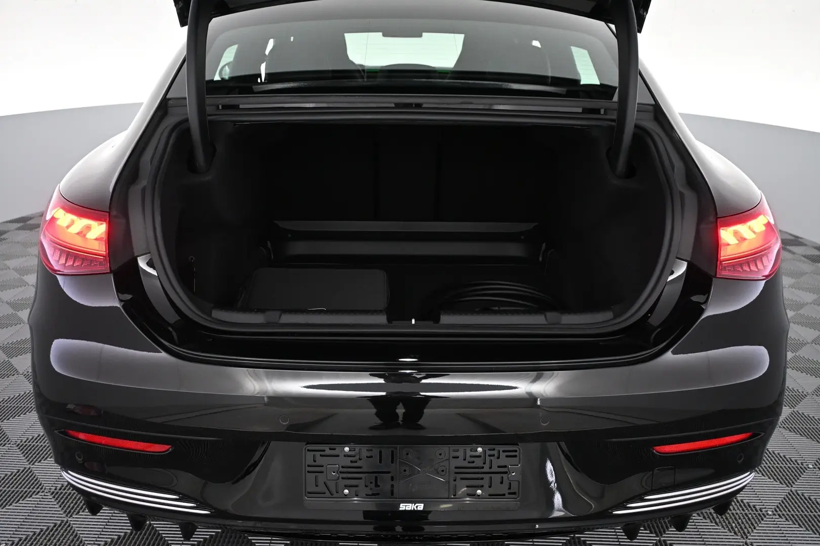 Car Image - 7tN7AoOpuQoHCrWbvqMLU7