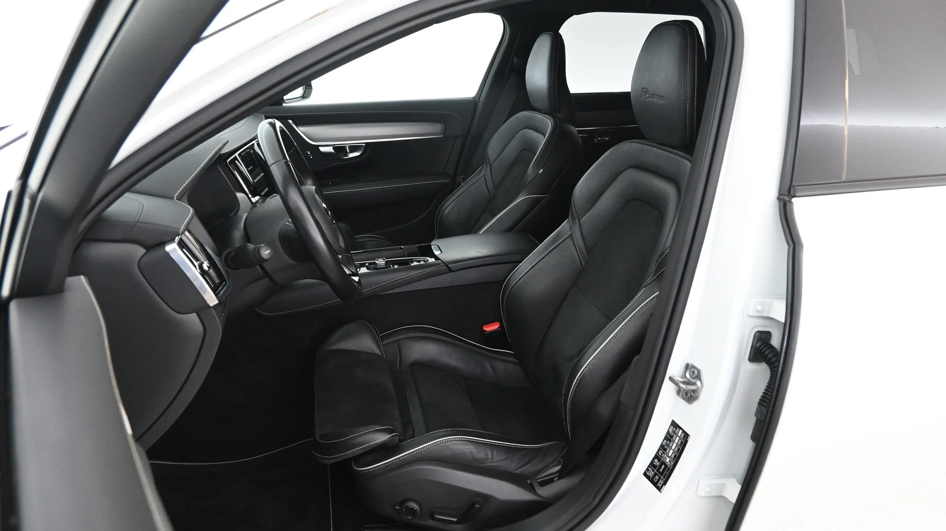 Car Image - 2MlB406bUQwulLx7wu5hBX