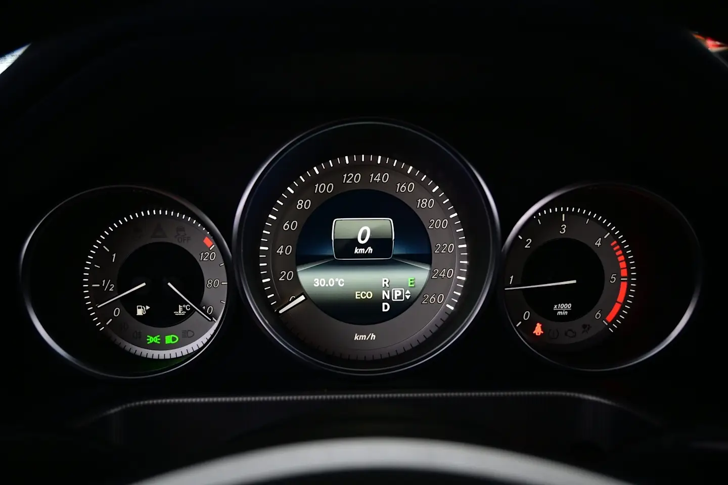 Car Image - 5TWscnpUxzUFI4HVBX4yfN