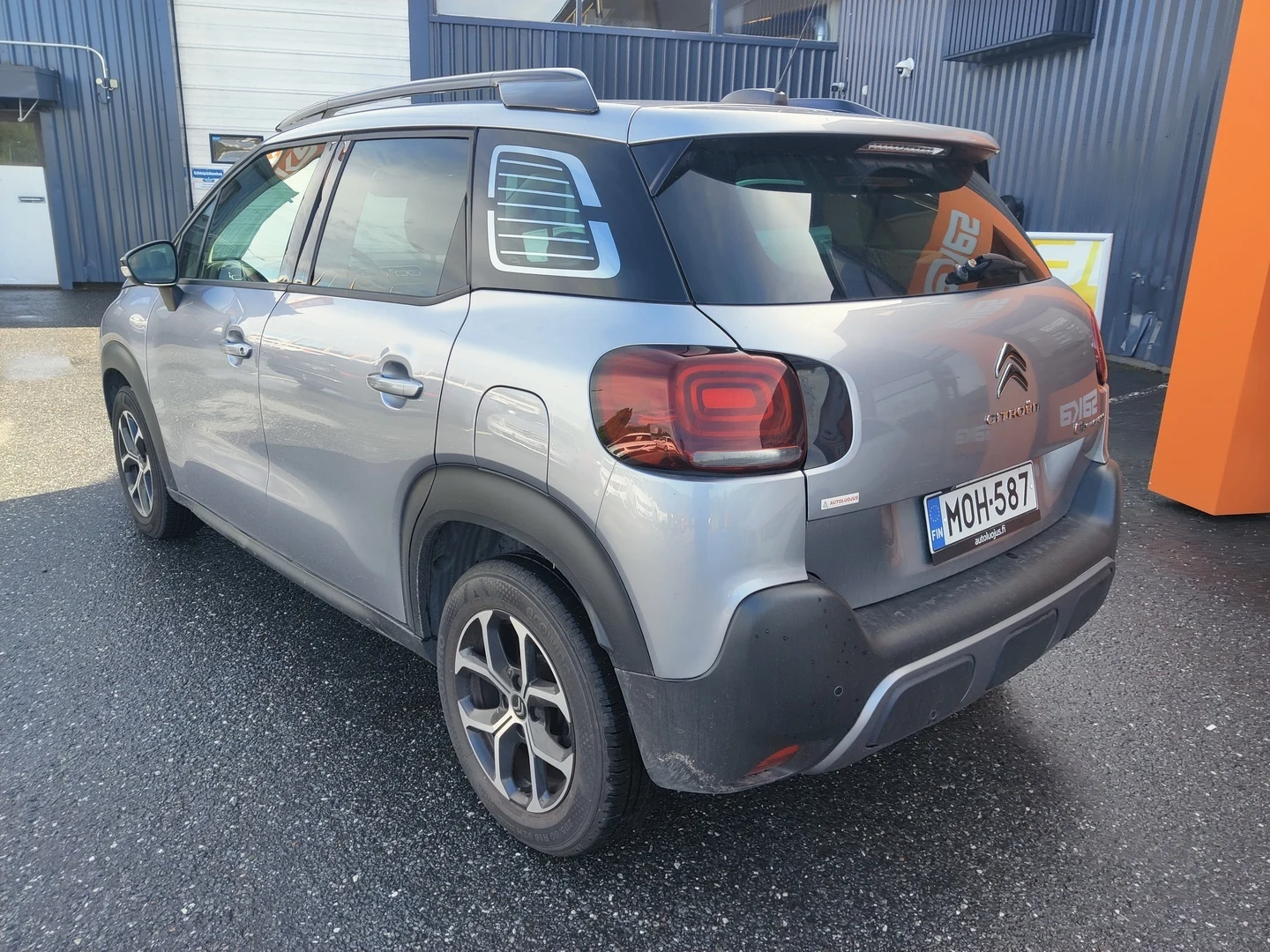 Car Image - 1VHpkU5oBKlw3xGPzK484f