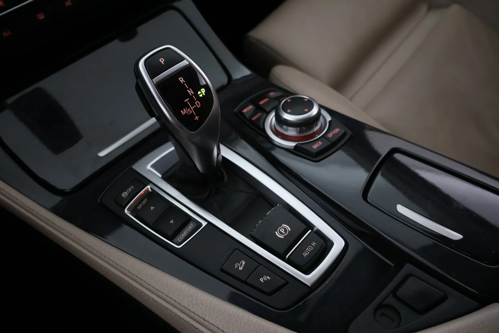 Car Image - 1pEDvPv8NKM41yyP36NMzU