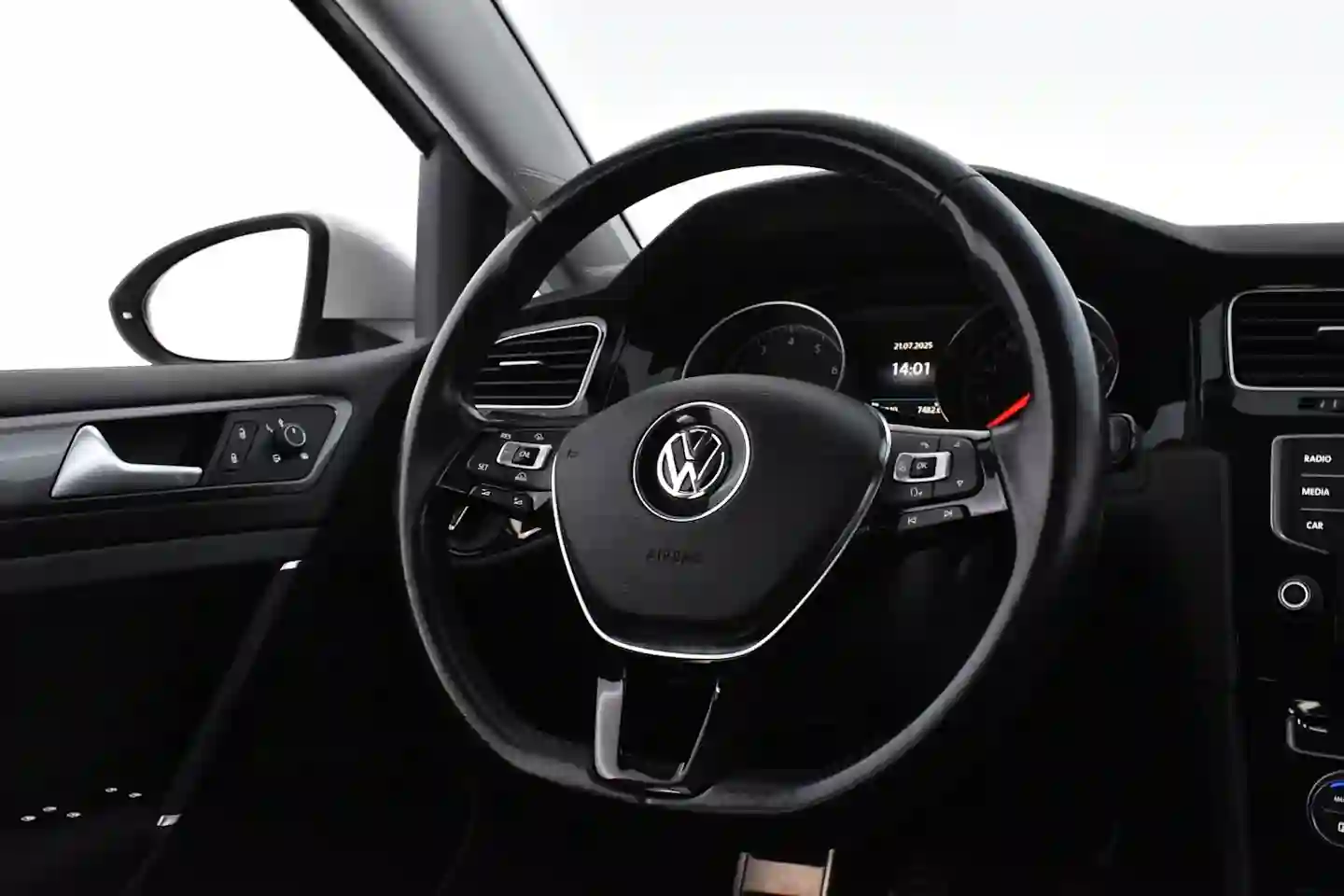 Car Image - 2mrcbpNCDCWX37hgRARdmG