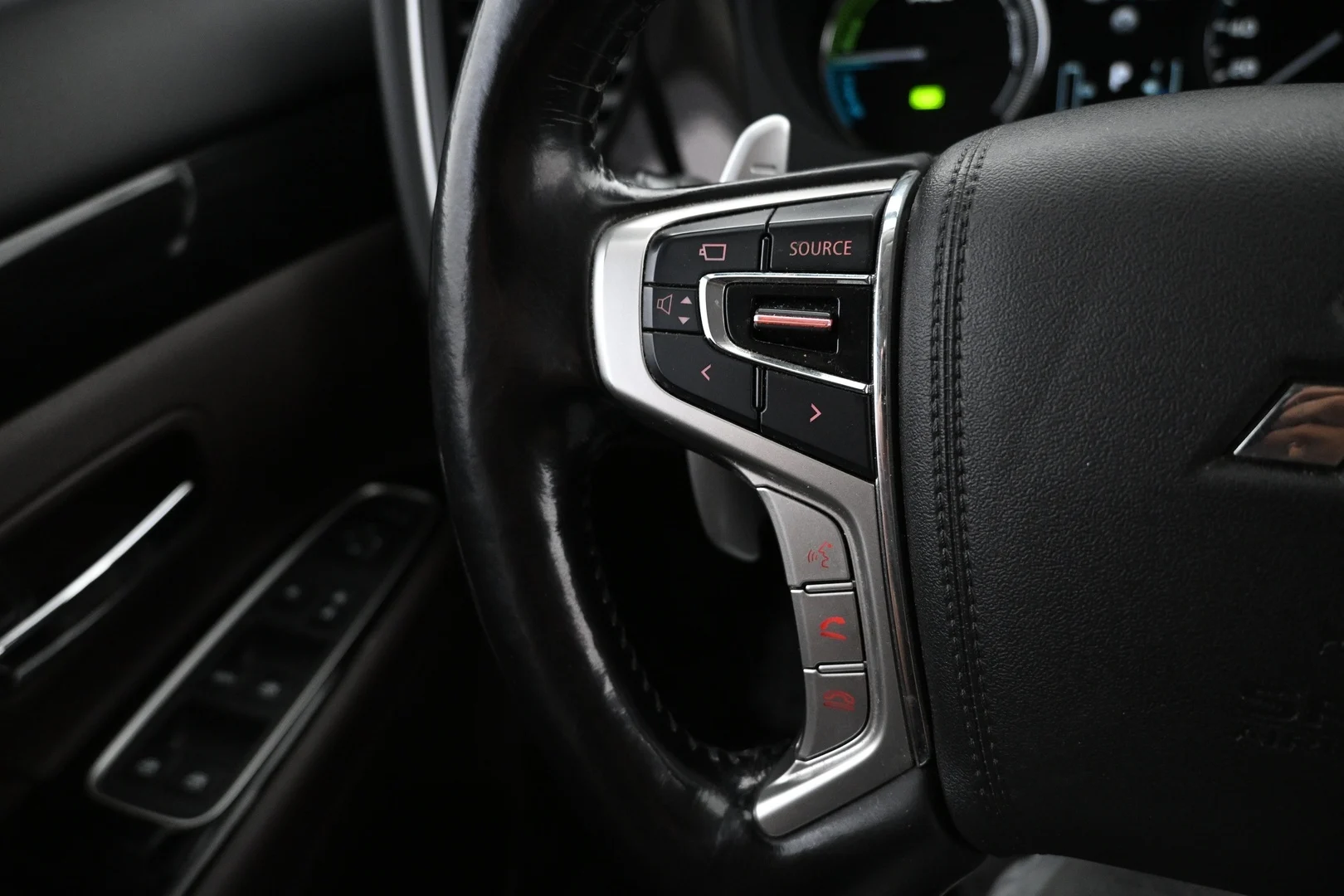 Car Image - 3Bvx0uMWiJUX4HX9UwQbwn