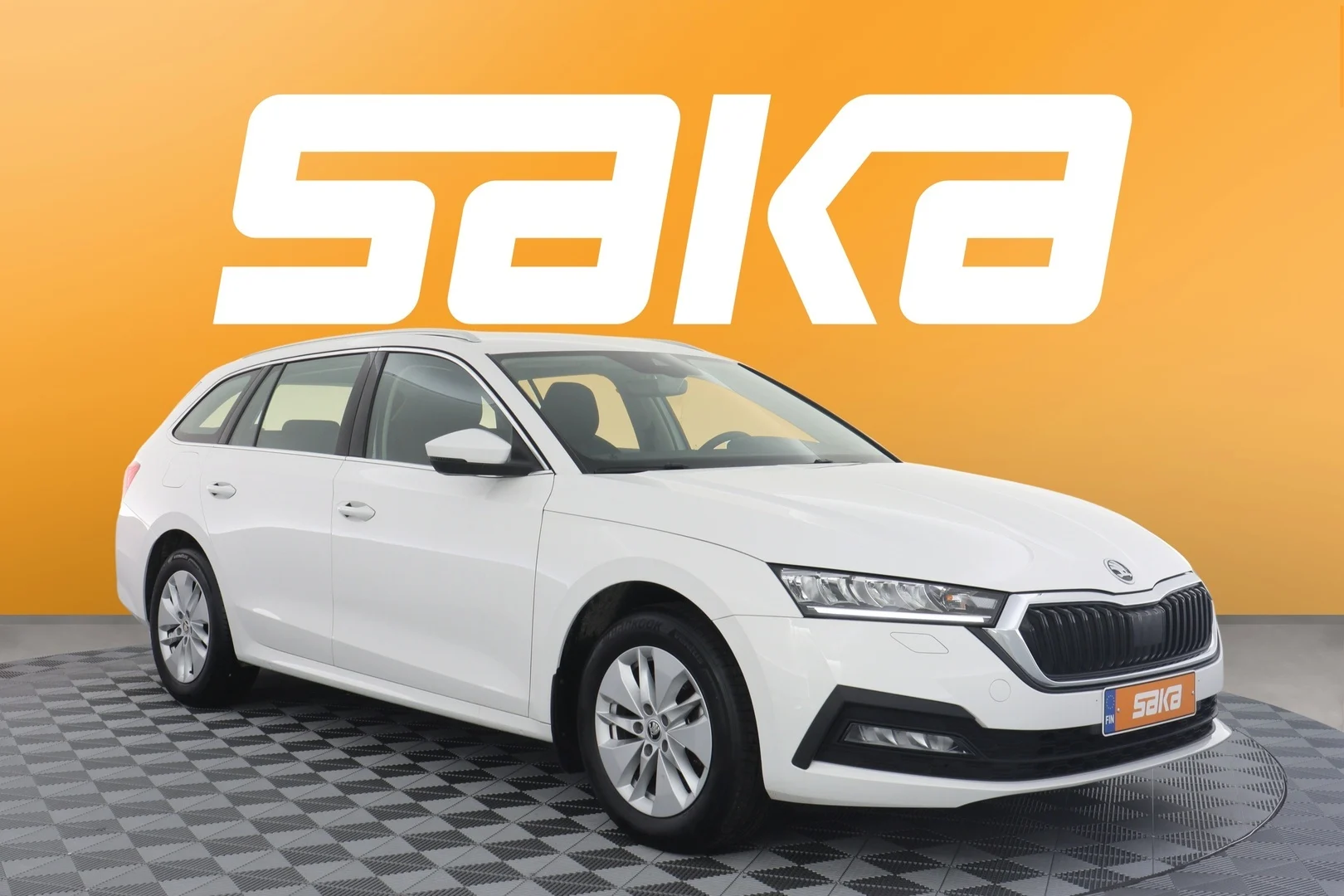 Car Image - 27QLpVgTLNc9ZaSGmzg4g4