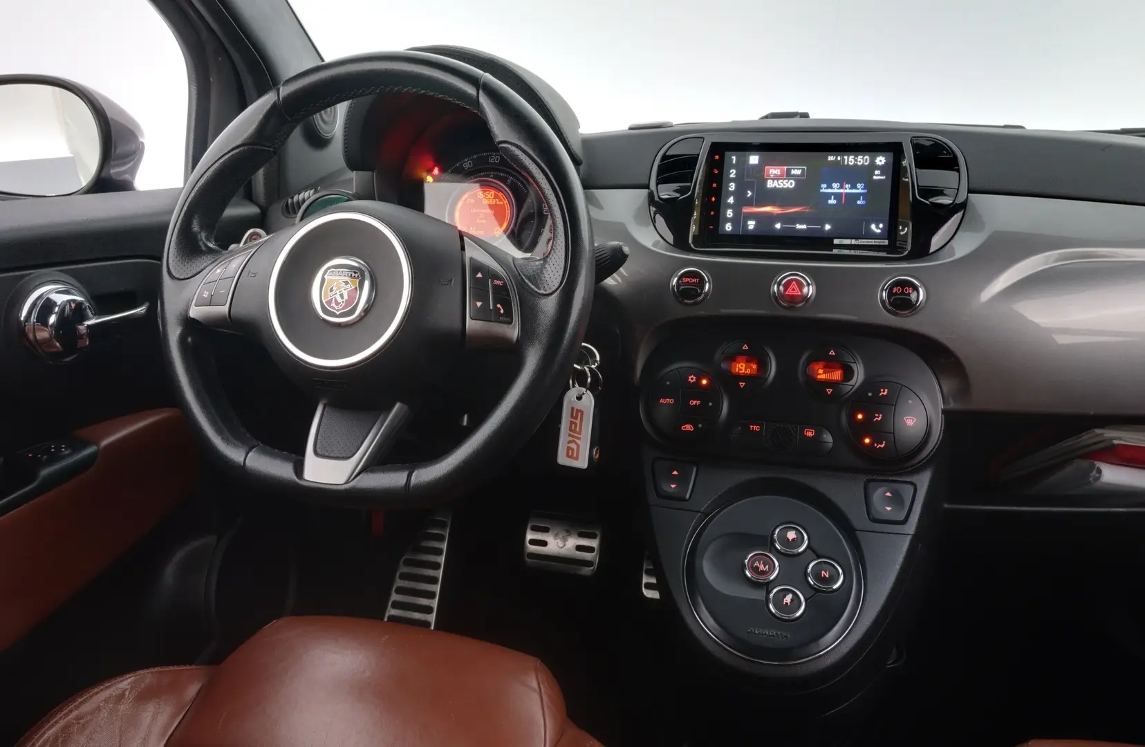 Car Image - 388PBszXSXOueiUE92BCsm