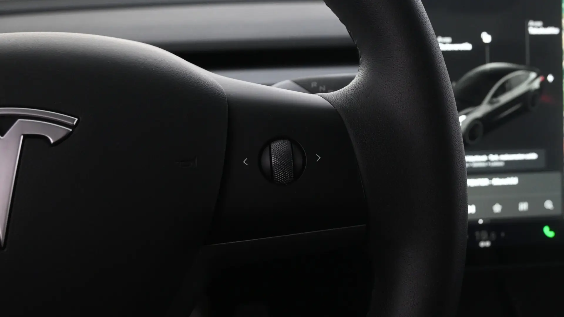 Car Image - bOziGw7ZeOhS8h8B1x1Bv
