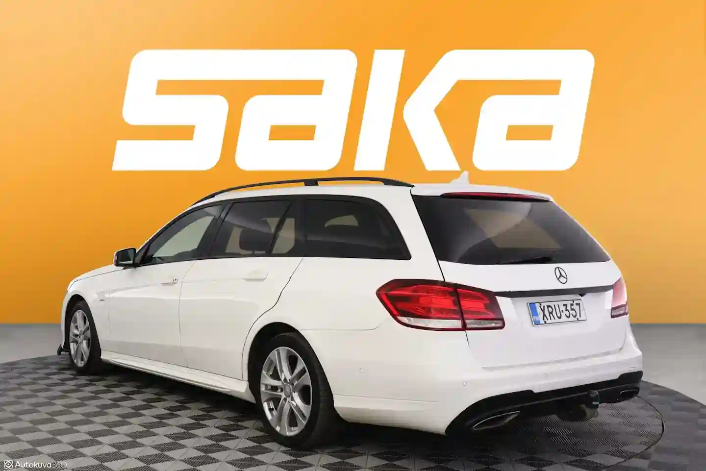 Car Image - 7bXLO9KgWYzr4WUhhiKOf9