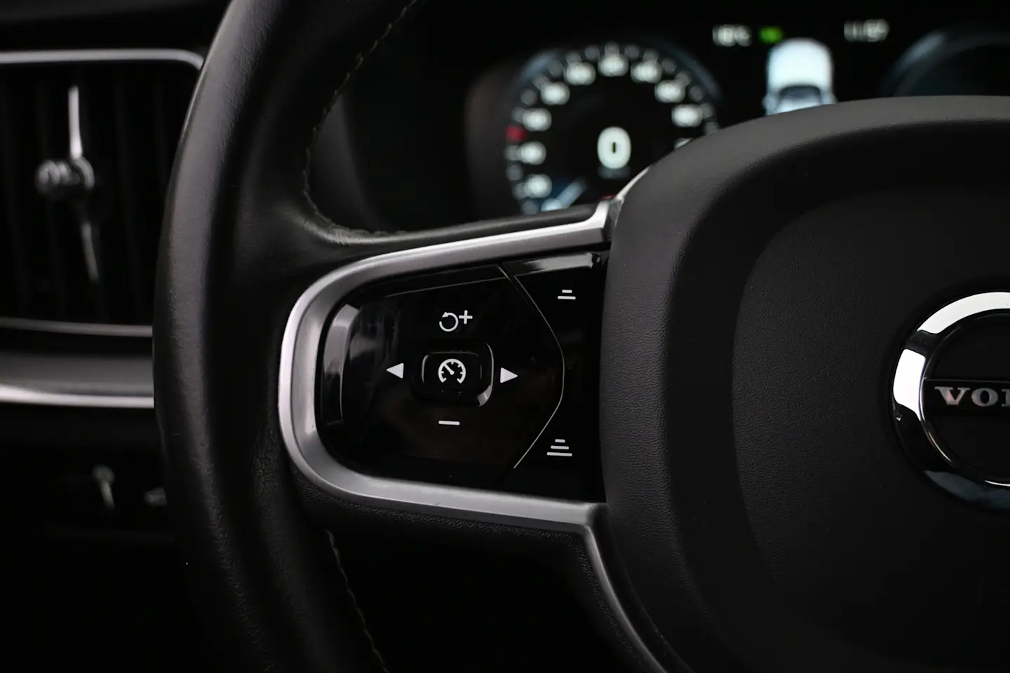 Car Image - 2Khy3EaHqWFEmt9myHVW2b