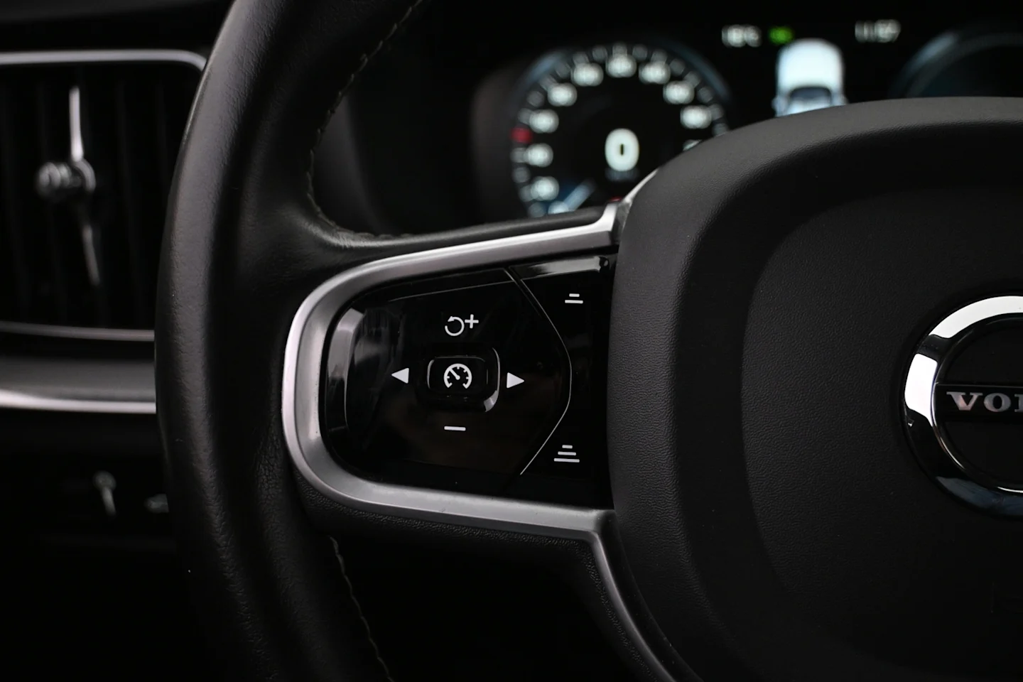 Car Image - 2Khy3EaHqWFEmt9myHVW2b