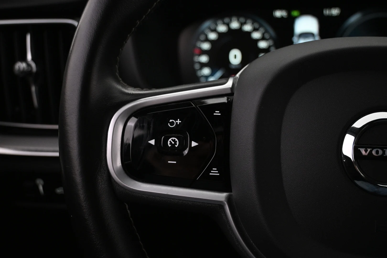 Car Image - 2Khy3EaHqWFEmt9myHVW2b