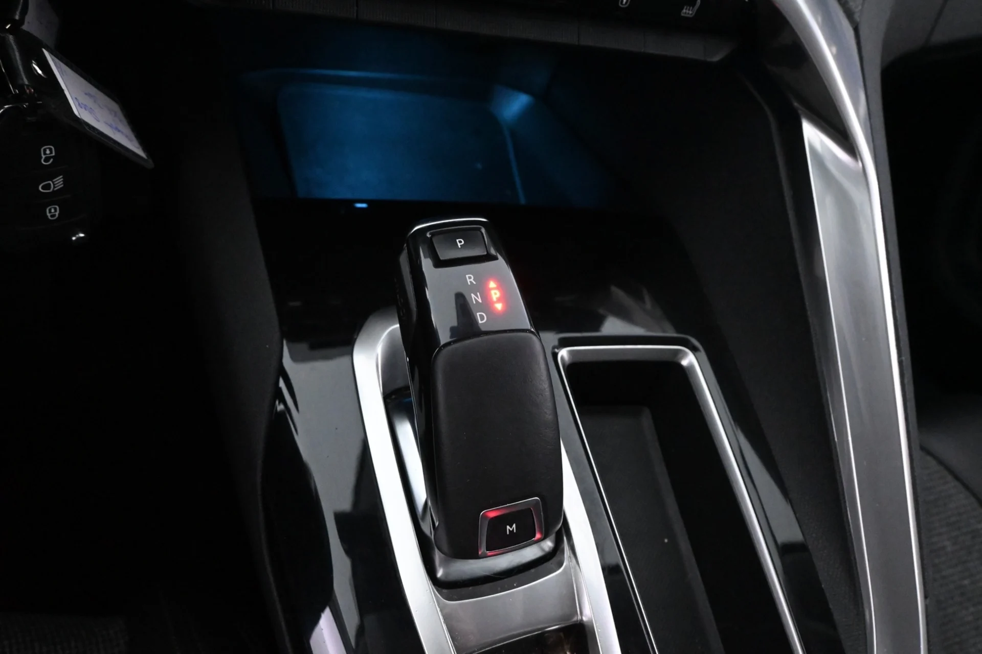 Car Image - 6qxDEUhnTEsA4BXGzlFR2f