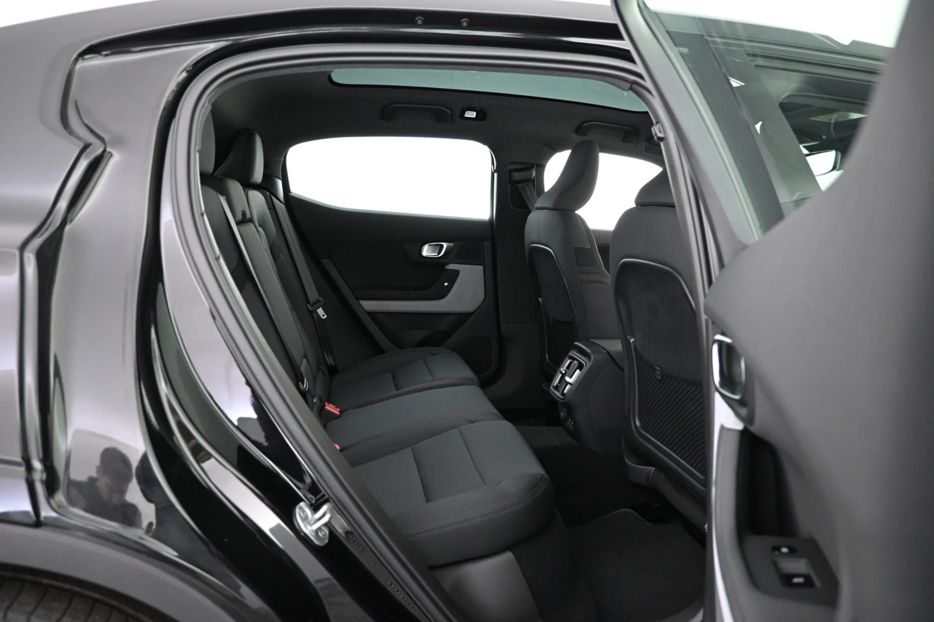 Car Image - 4ndjW8uFrMkXIl3lbc5k37